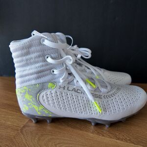 Under Armour Highlight 2 MC Junior Size 4.5Y Lacrosse Cleats 3028699-100